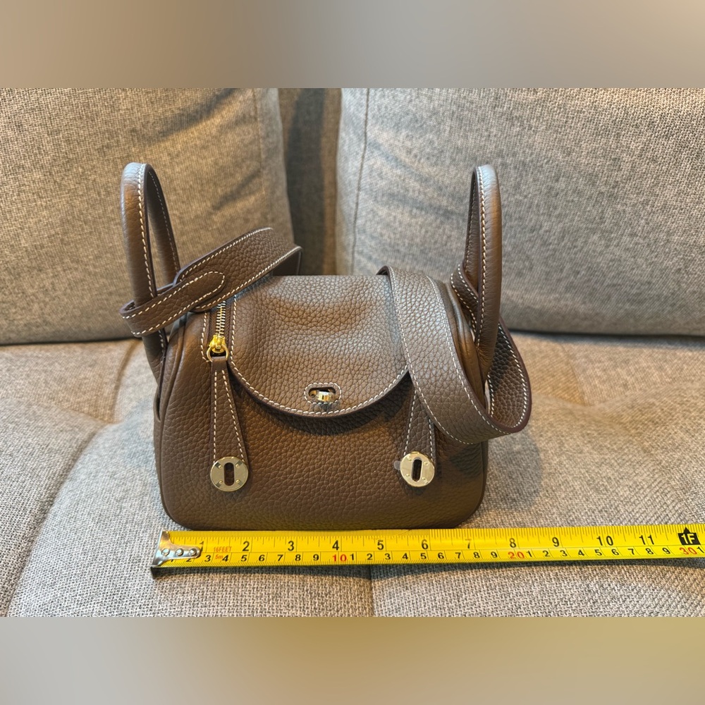 Elegant Brown Leather Women's Bag - Picture 8 of 11